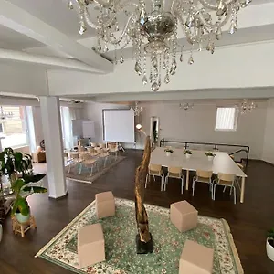 Superschoenes Lunca 220qm In West Ferienhaus Stuttgart